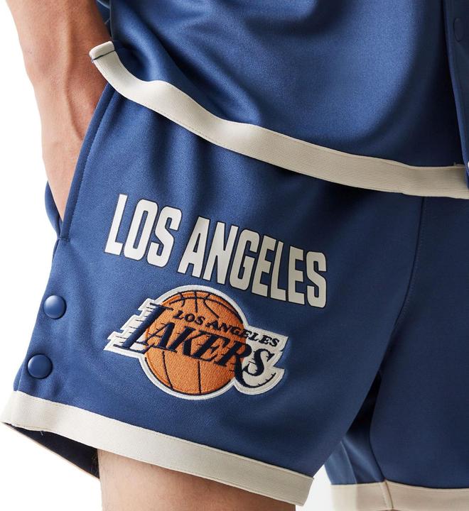 Actual product image New Era Shorts - SNAP BUTTON Los Angeles Lakers - S (S)