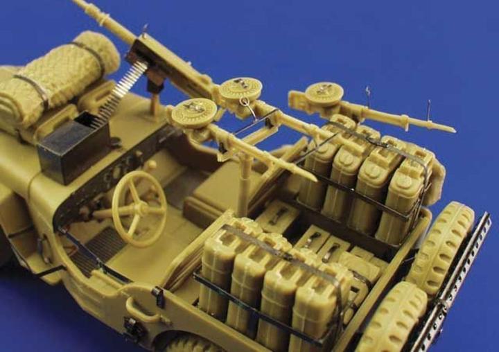 Immagine prodotto Eduard Willys Jeep SAS per kit Tamiya