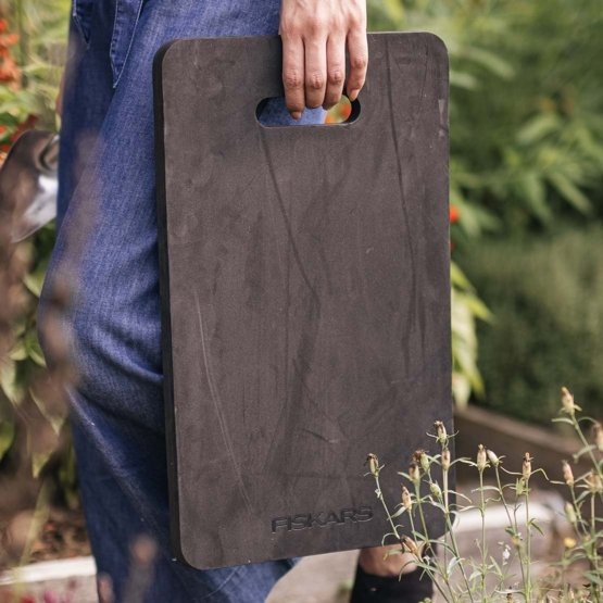 Actual product image Fiskars 1062832 Knee pads, foam filling with