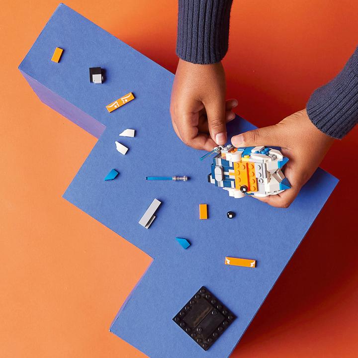 Image du produit LEGO Ahsoka Tano (40539, LEGO BrickHeadz)