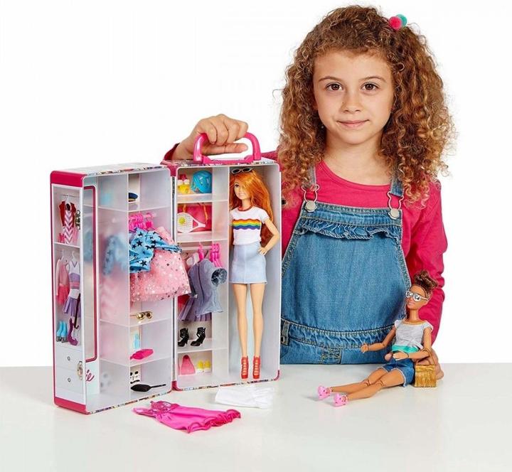 Produktbild Theo Klein Barbie Schrankkoffer Kleiderstangen und Fächern