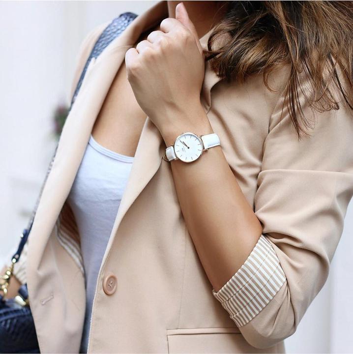 Actual product image Daniel Wellington Classic Petite (Analogue wristwatch, 28 mm)