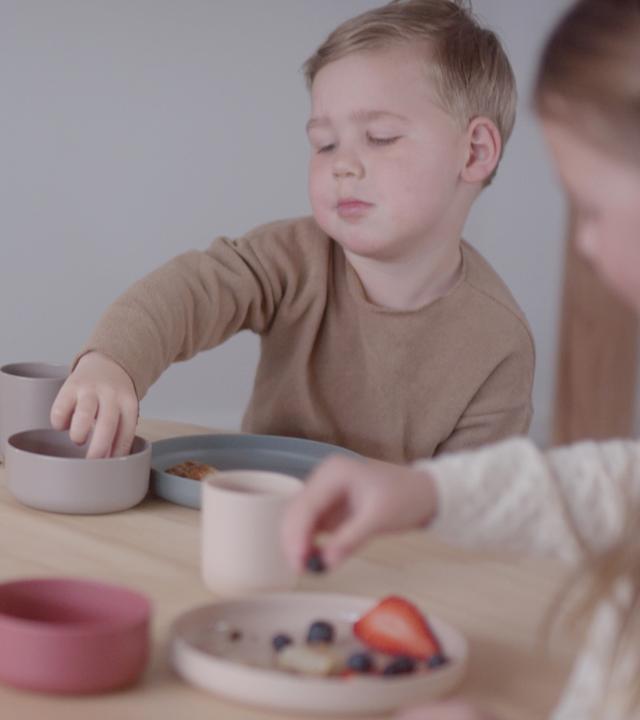 Produktbild dantoy Tiny Bio Schale grau/grün 2erP