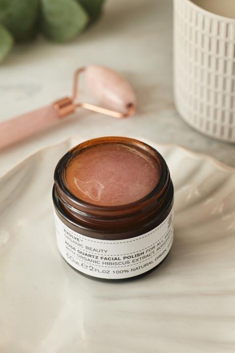 Actual product image Evolve Natural Rose Quartz Facial Polish 2 fl oz 60 mL (Facial cleansing wipes, 60 ml)