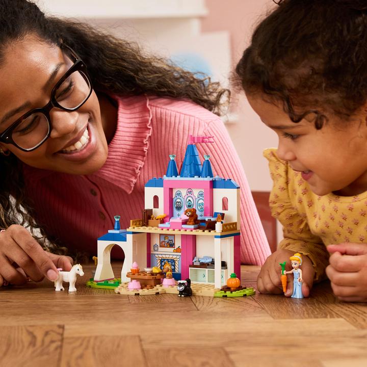 Produktbild LEGO Cinderellas Tierpalast (LEGO Disney)