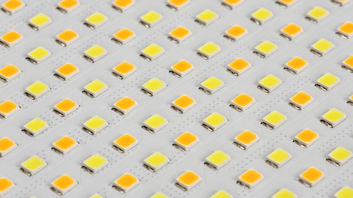 Produktbild Roko LED-1400C 110W BiColor LED Flächenleuchte mit V-Mount