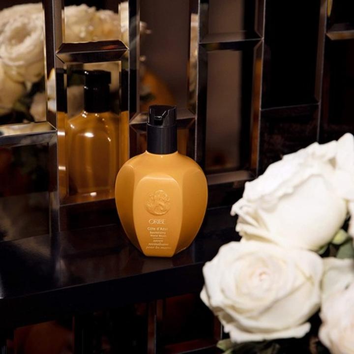 Actual product image Oribe Côte d'Azur Revitalizing Hand Wash (Liquid soap, 300 ml)