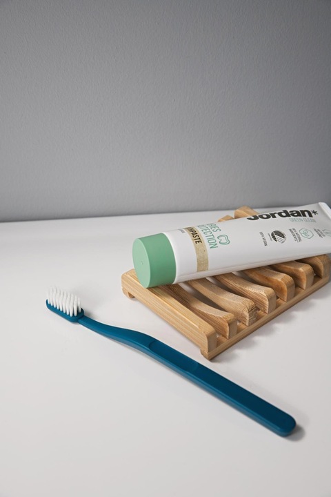 Actual product image Jordan* Green Clean Toothbrush Soft (Soft, 1 x)