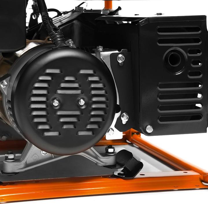 Actual product image Daewoo Power Products Petrol generator (5500 W, 30 l)
