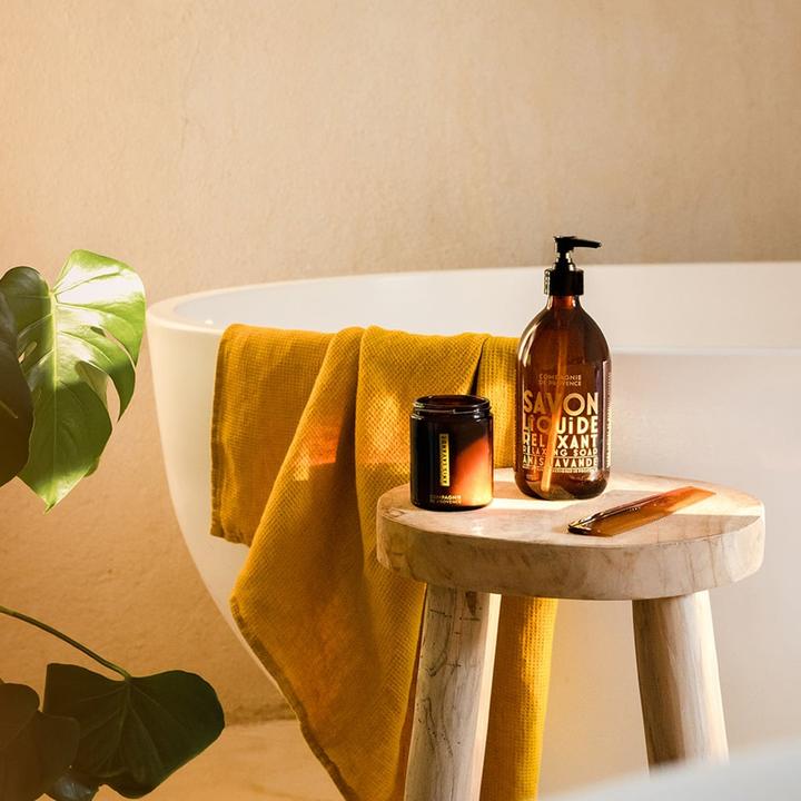 Actual product image La Compagnie de Provence Provence-Apothicare (Liquid soap, 495 ml)