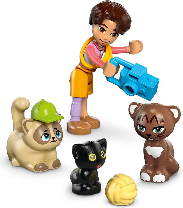 Actual product image LEGO Heartlake City Wohn- und Einkaufsstrasse (42670, LEGO Friends)