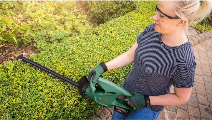 Productafbeelding Bosch Home & Garden EasyHedgeCut 18-45 Set (Oplaadbare batterij)
