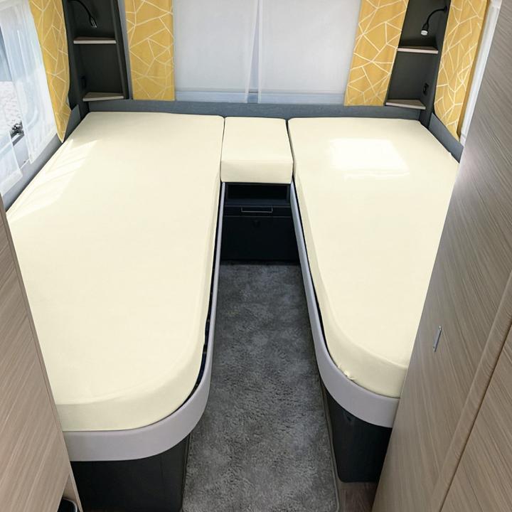 Actual product image Erwin Müller Spannbettlaken 3er-Set für Wohnmobil/Wohnwagen Heckbett (70 x 190 cm)
