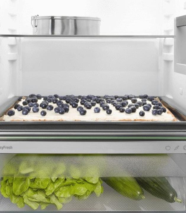 Produktbild Liebherr Integrierbare Kühl-Gefrierkombination mit EasyFresh und NoFrost (254 l)