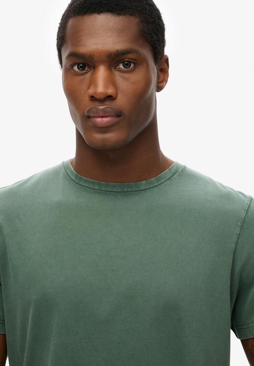 Actual product image Superdry Classic Essential T-Shirt (XXL)