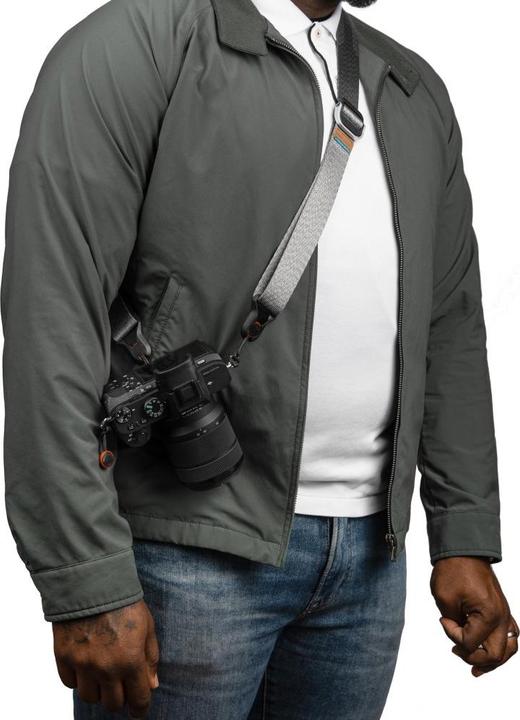 Actual product image Peak Design slide lite (Wrist strap, Neck belt, Shoulder strap)