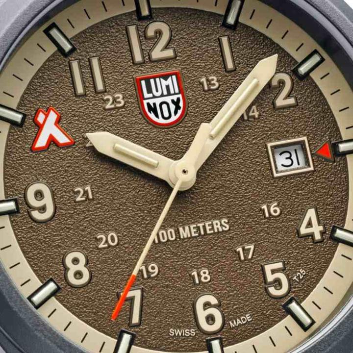 Actual product image Luminox Bear Grylls Survival 3710 Land Series (Swiss made, 43 mm)