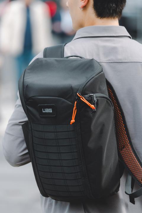 Immagine prodotto UAG Urban Armor Gear Zaino civile nero (984174114097) (20 l)