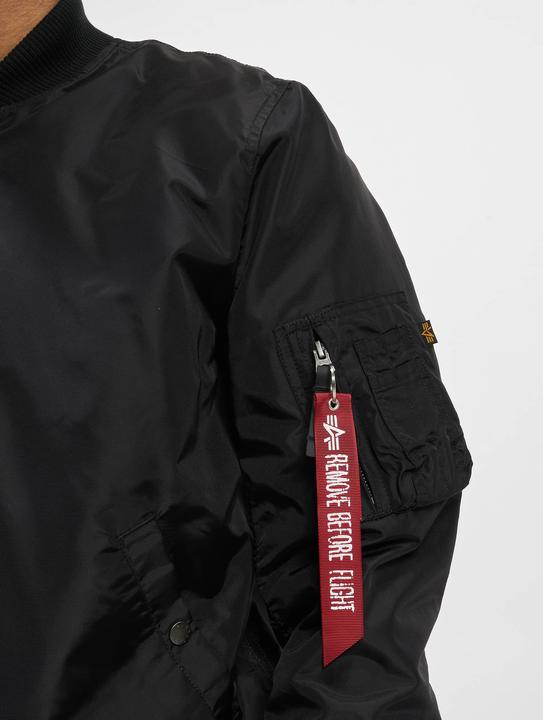 Actual product image Alpha Industries MA-1 TT (L)