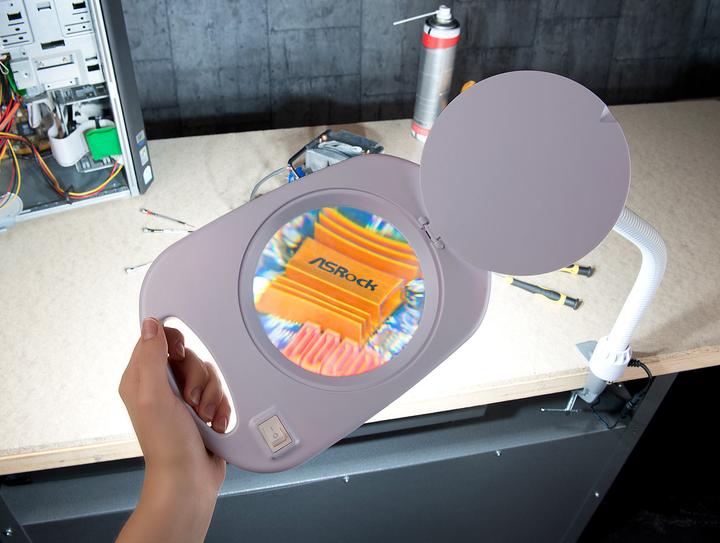 Produktbild Lunartec Glas-LED-Lupenleuchte (450 lm)