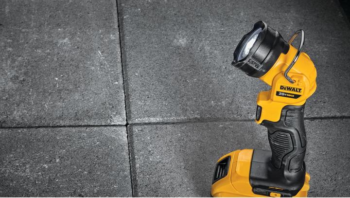 Actual product image DeWalt DCL040XJ Battery LED lamp, 18V (110 lm)