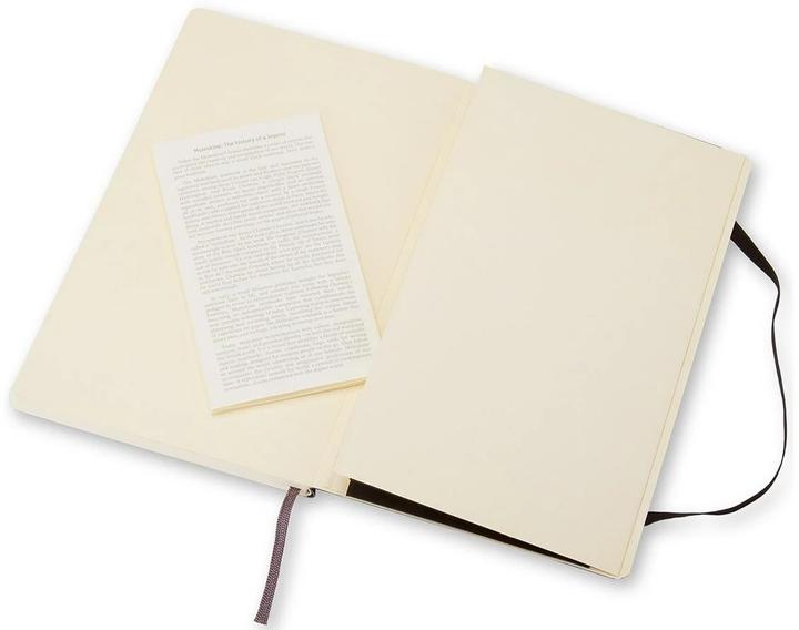 Actual product image Moleskine Classic Soft LL (A5, Plain, Soft cover)