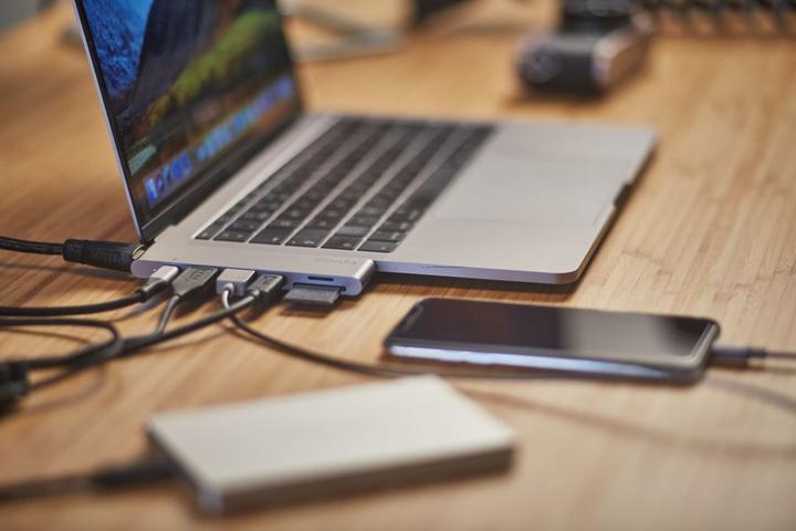 Actual product image Epico USB Type-C Hub Pro