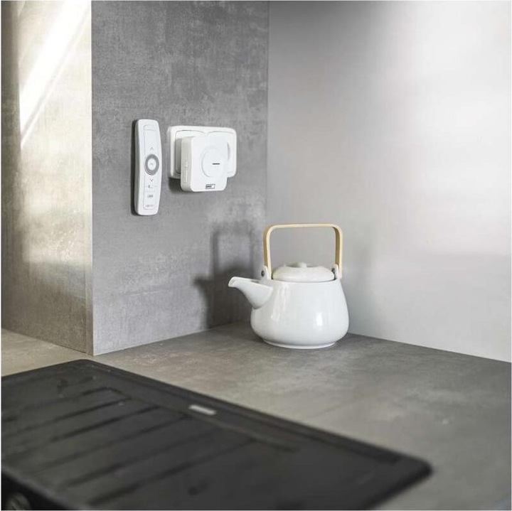 Actual product image Emos P5731