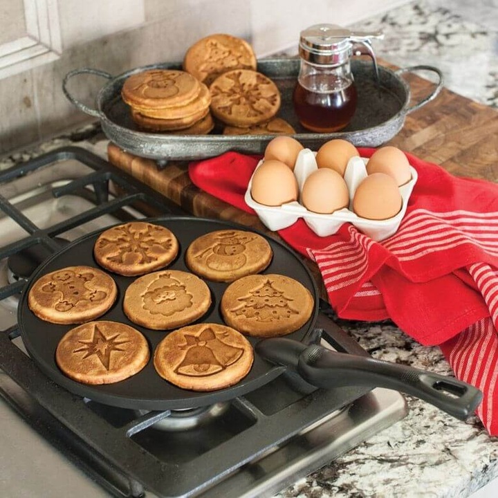 Actual product image Nordic Ware Holiday Pancake Pan