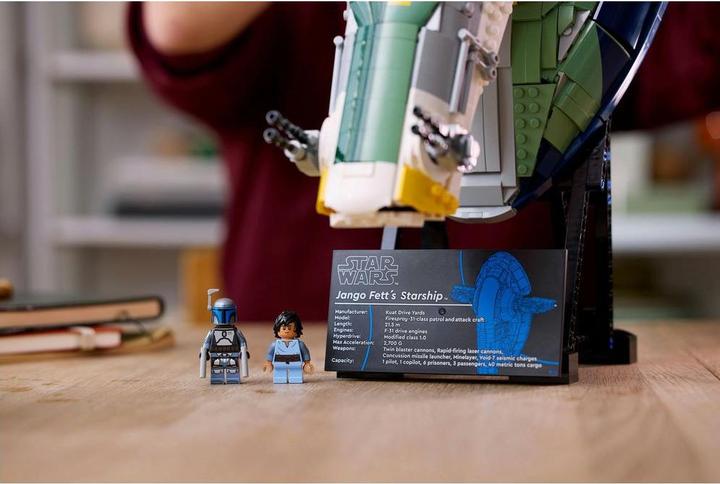 Actual product image LEGO Jango Fett's Firespray-class starship (LEGO Star Wars)