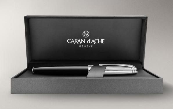 Image du produit Caran d'Ache Stylo plume LÉMAN BICOLOR NOIR (Noir, 1 x)