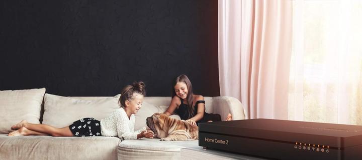 Actual product image Fibaro Home Center 3ZWave Plus Smart Home Hub Smart Home Management System FGHC3 EU UK Black