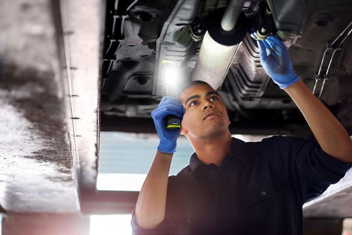 Actual product image Philips LED work light Xperion 6000 Pillar (500 lm)