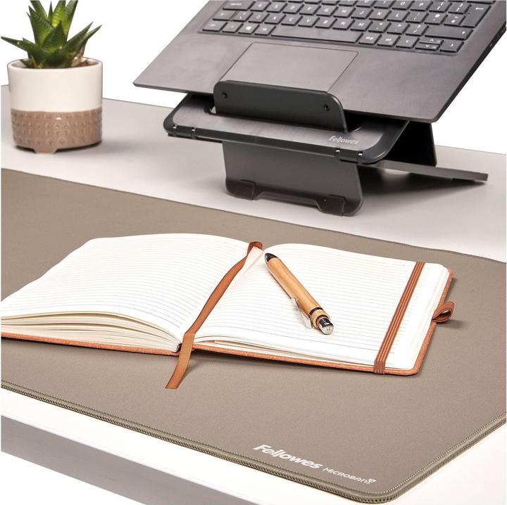 Actual product image Fellowes Breyta Schreibtisch- unterlage sand (80 x 40 cm)