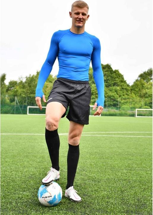 Actual product image Precision Essential Baselayer (XL)