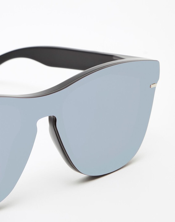 Actual product image Hawkers One Venm Hybrid chrome