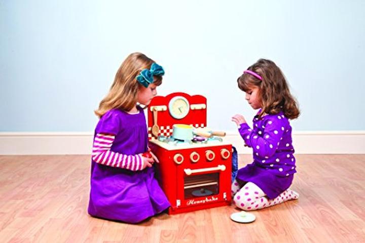 Actual product image Le Toy Van Beauty set - cosmetic bag