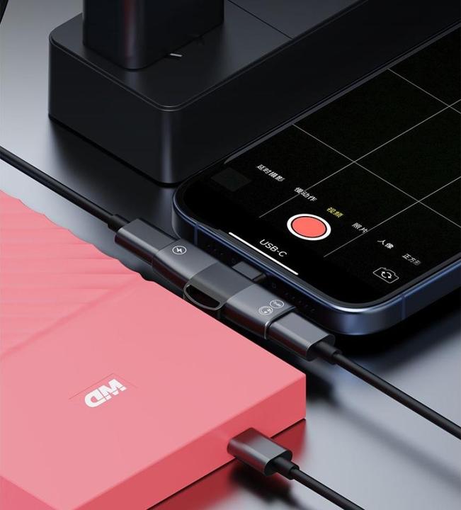 Immagine prodotto PowerGuard 2-in-1 USB-C Headphone Splitter & Charge + Sync (USB-C, USB-C)