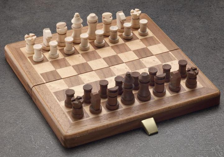 Ulbrich Design Échecs de voyage magnétique Taille du champ 19mm