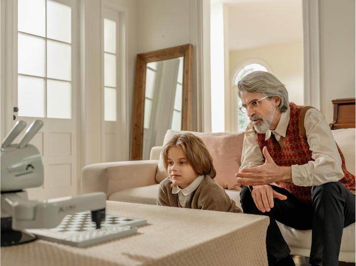 Produktbild Sense Robot SenseRobot AI Schachroboter Mini