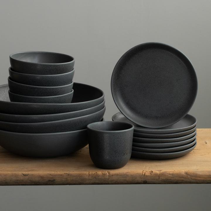 Actual product image Atelier Agave Basic Tableware Set 12-pieces Matte Black (12 pcs.)
