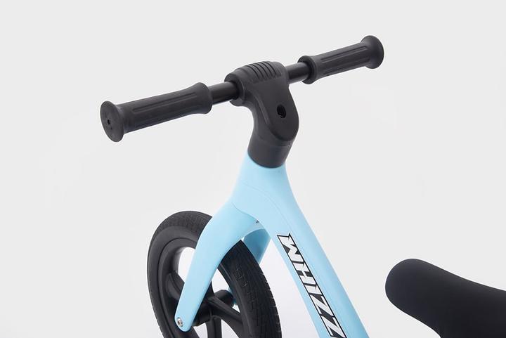 Produktbild TickiT WHIZZ - Leichtes Kinder-Laufrad - Leicht, Robust & höhenverstellbar (Blau)