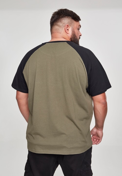 Actual product image Urban Classics Raglan Contrast Tee (4XL)