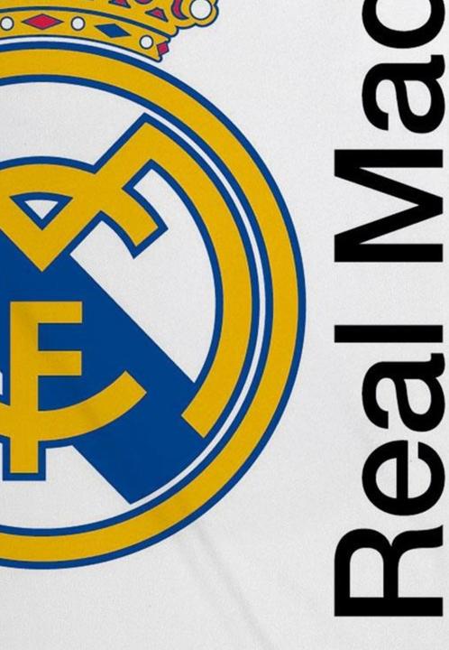 Actual product image Cerdá Real Madrid microfibre beach towel (180 x 90 cm)