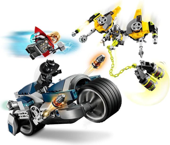 Actual product image LEGO Avengers Speeder-Bike Attack (76142, LEGO Marvel)