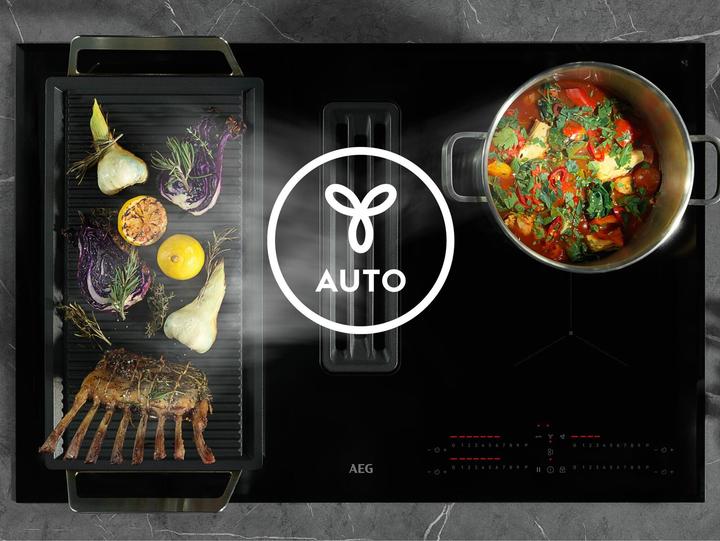 Image du produit AEG CCE84543FB (78 cm, Table de cuisson à induction)