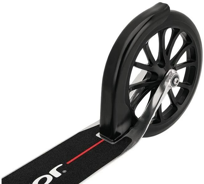 Actual product image Razor A6 Scooter - Silver 23L (MC2)