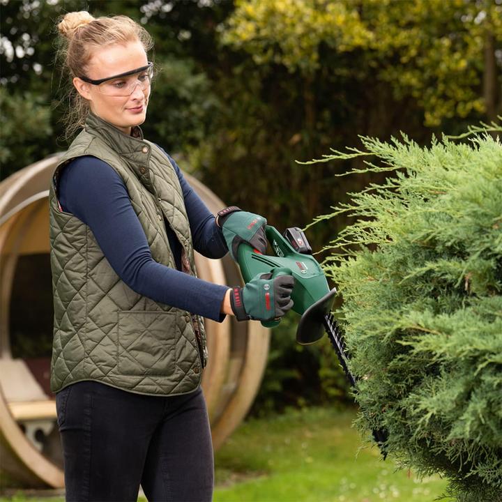 Image du produit Bosch Home & Garden EasyHedgeCut 18V-44-11 (Fonctionnement sur batterie)