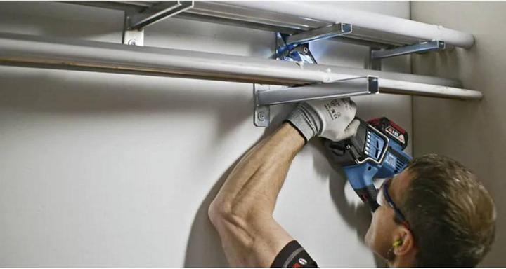 Actual product image Bosch Professional GSA 18V-32