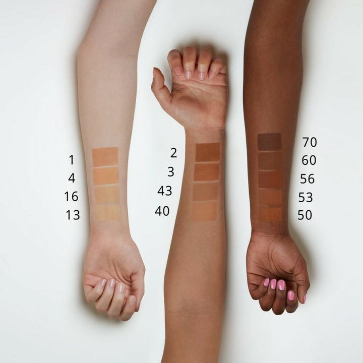 Immagine prodotto essence Fondazione mousse soft touch 13 porcellana opaca (13 porcellana opaca)